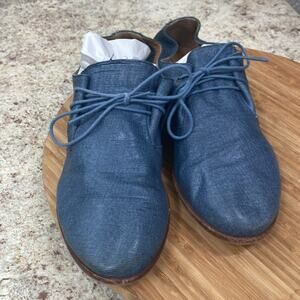 Corso Como women’s 8.5 blue leather lace up flat casual shoes